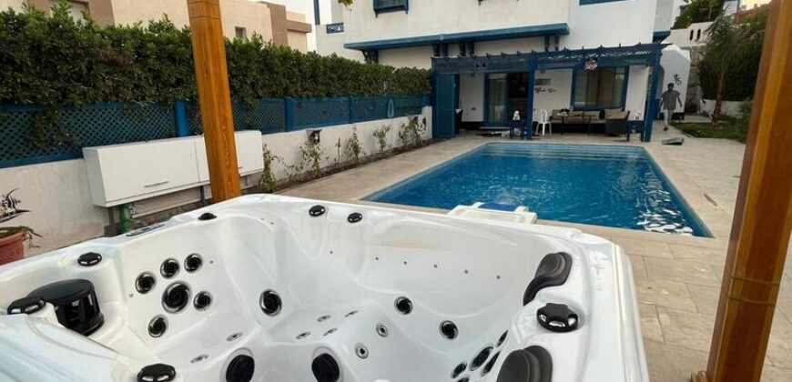 Luxurious Villa For Sale In Amaros Sahl Hasheesh