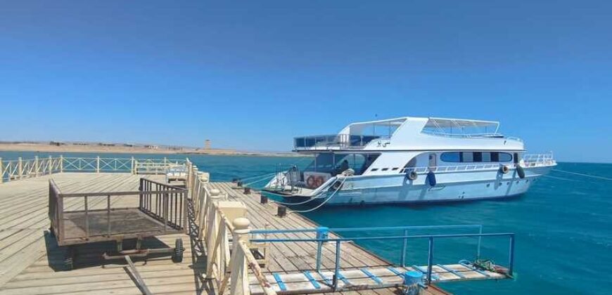 A Hotel Room For Sale In Al Karma Hotel Al Ahyaa