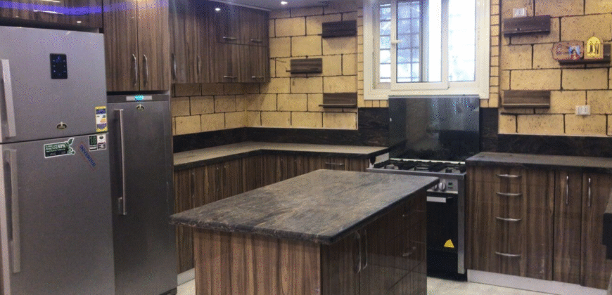 A Luxurious Villa For Sale In Mubarak 2
