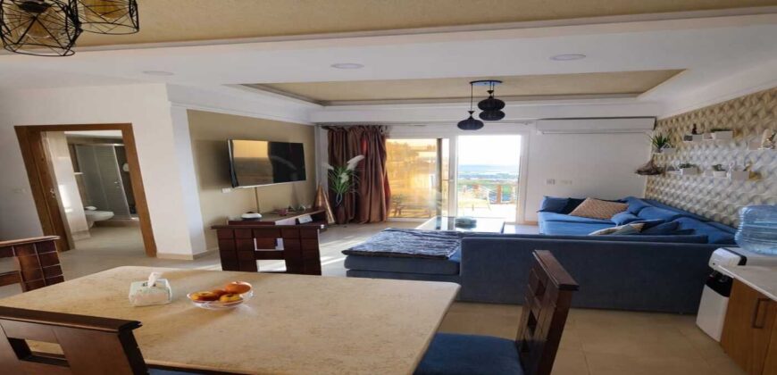 Sea view Apartment In Jungle Compound Magawish