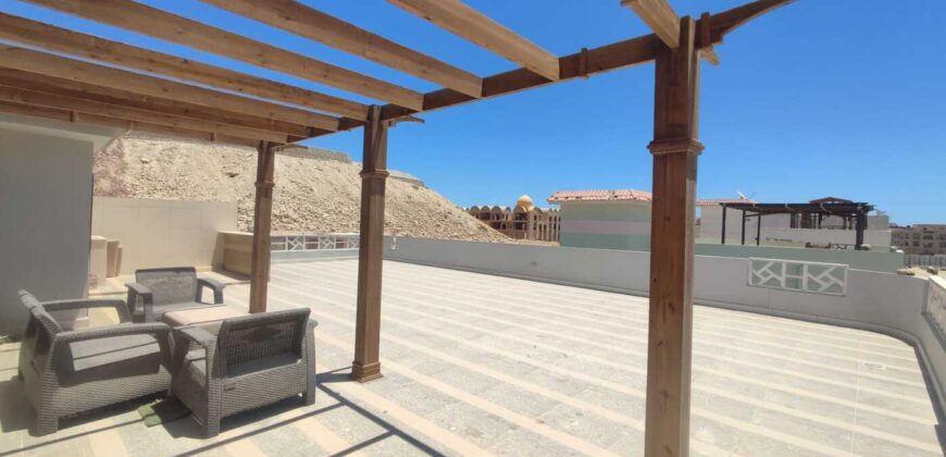 Villa for Sale in El Hadaba Hurghada – Garden & Roof