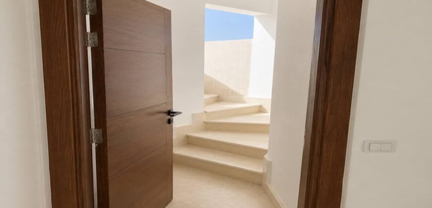 Villa for Sale in Fanadir Aqua | Beach Access & Hotel Facilities